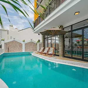 villa-blake-hoi-an.hotelsofhoian.com/